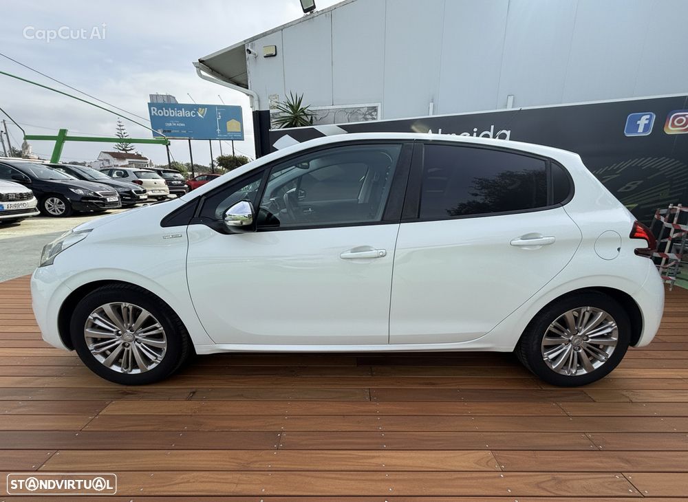 Peugeot 208 1.2 PureTech Active - 5