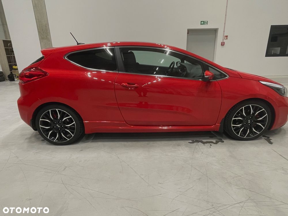 Kia ProCeed 1.6 T-GDI GT XL - 6