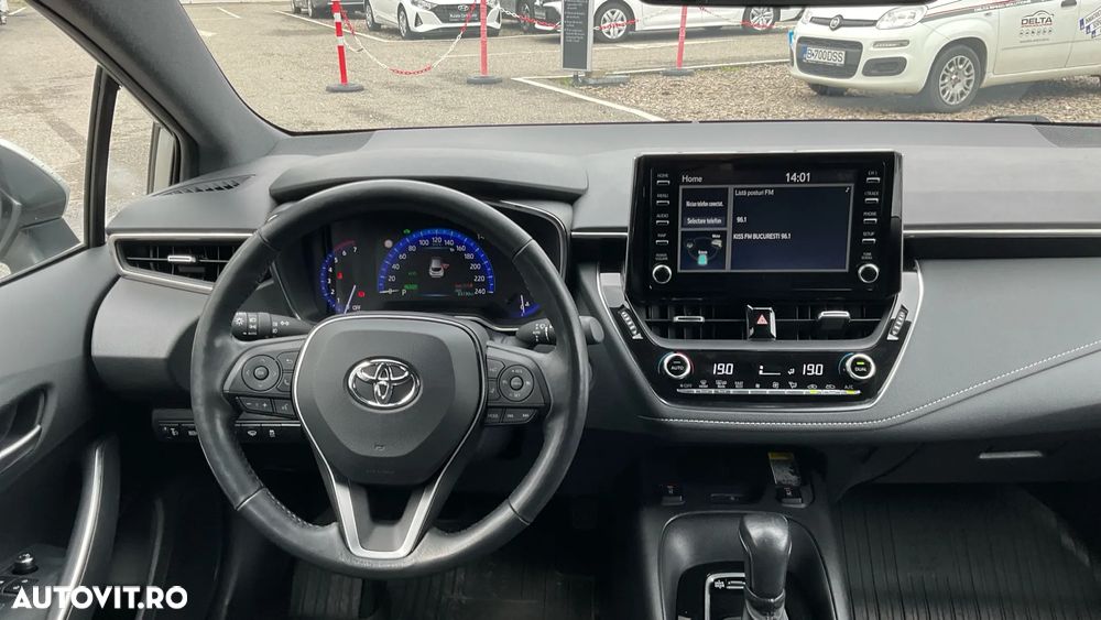 Toyota Corolla 1.8 HSD Dynamic - 18