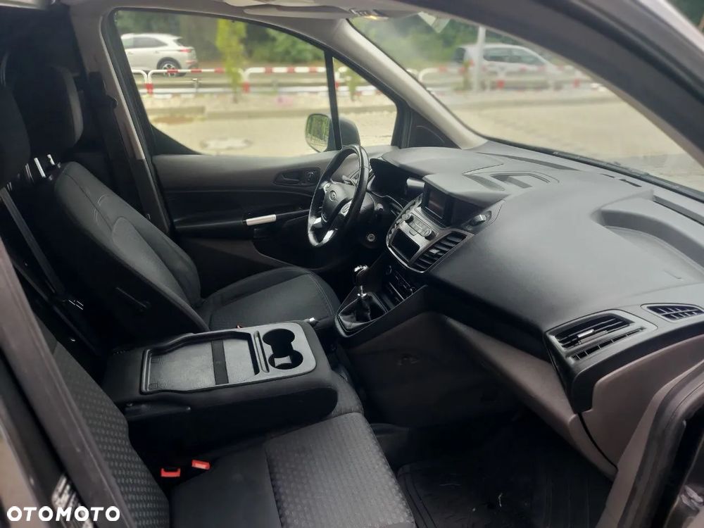Ford Transit Connect - 15