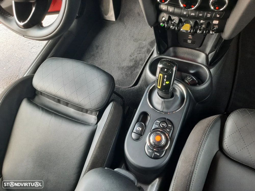 MINI 3 Portas Cooper SE Premium Extra Resolute Edition - 39