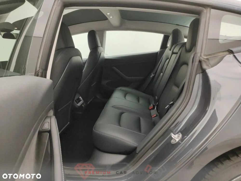 Tesla Model 3 Langstreckenbatterie Allradantrieb Dual Motor - 14