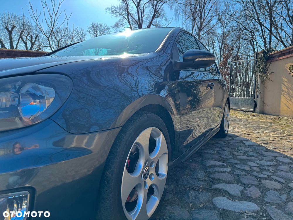 Volkswagen Golf 2.0 GTI - 17