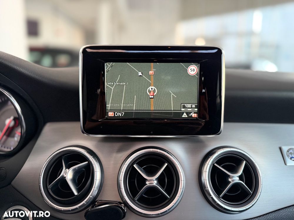 Mercedes-Benz CLA ver-180-urbanstyle-edition - 24