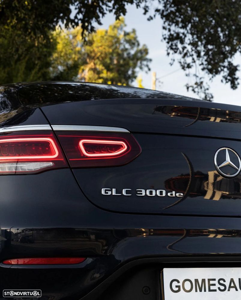 Mercedes-Benz GLC 300 de Coupe 4Matic 9G-TRONIC AMG Line - 9