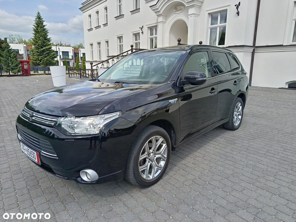 Mitsubishi Outlander 2.0 4WD Plus - 3