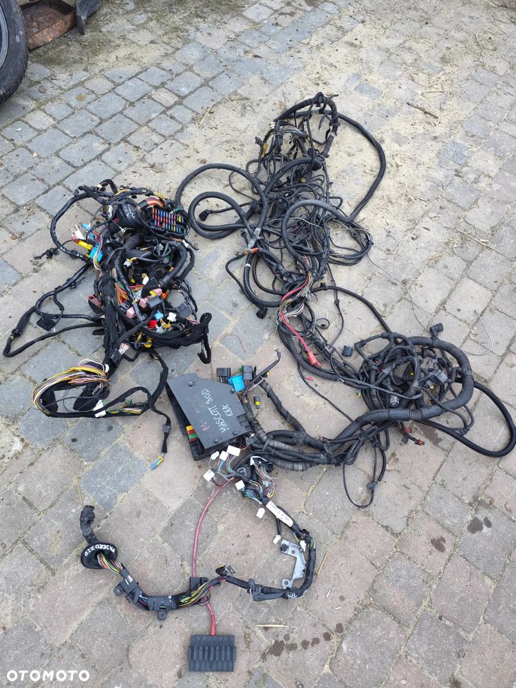 Renault Mascott wiązka elektryczna bezpieczniki kabina rama paka