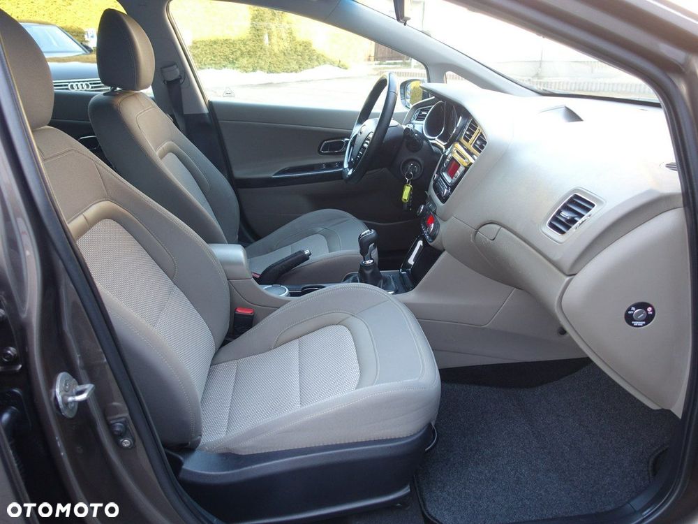 Kia Ceed 1.6 CRDi M - 13