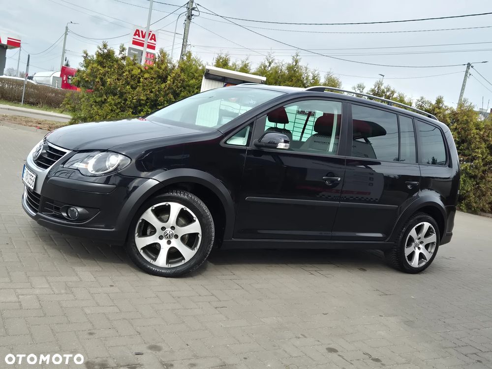 Volkswagen Touran 1.4 TSI Cross - 5
