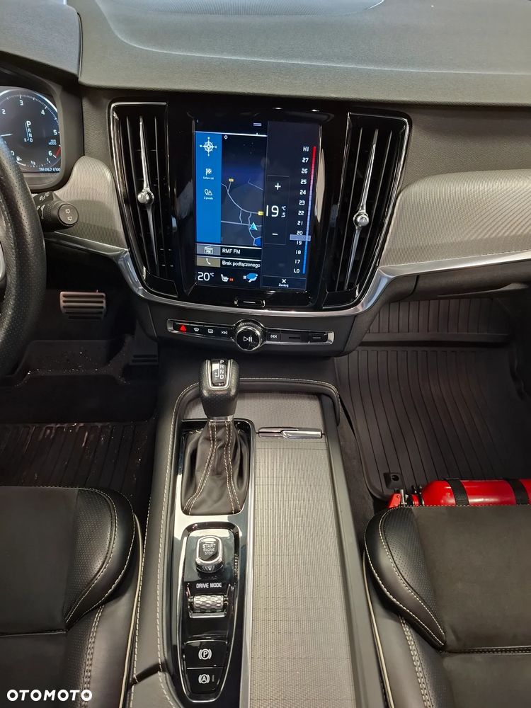 Volvo V90 D3 Geartronic R Design - 16