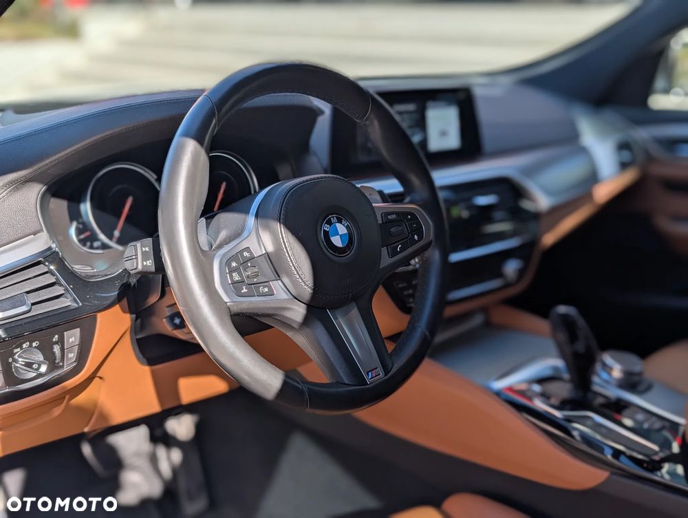 BMW 6GT 630i Luxury Line - 9