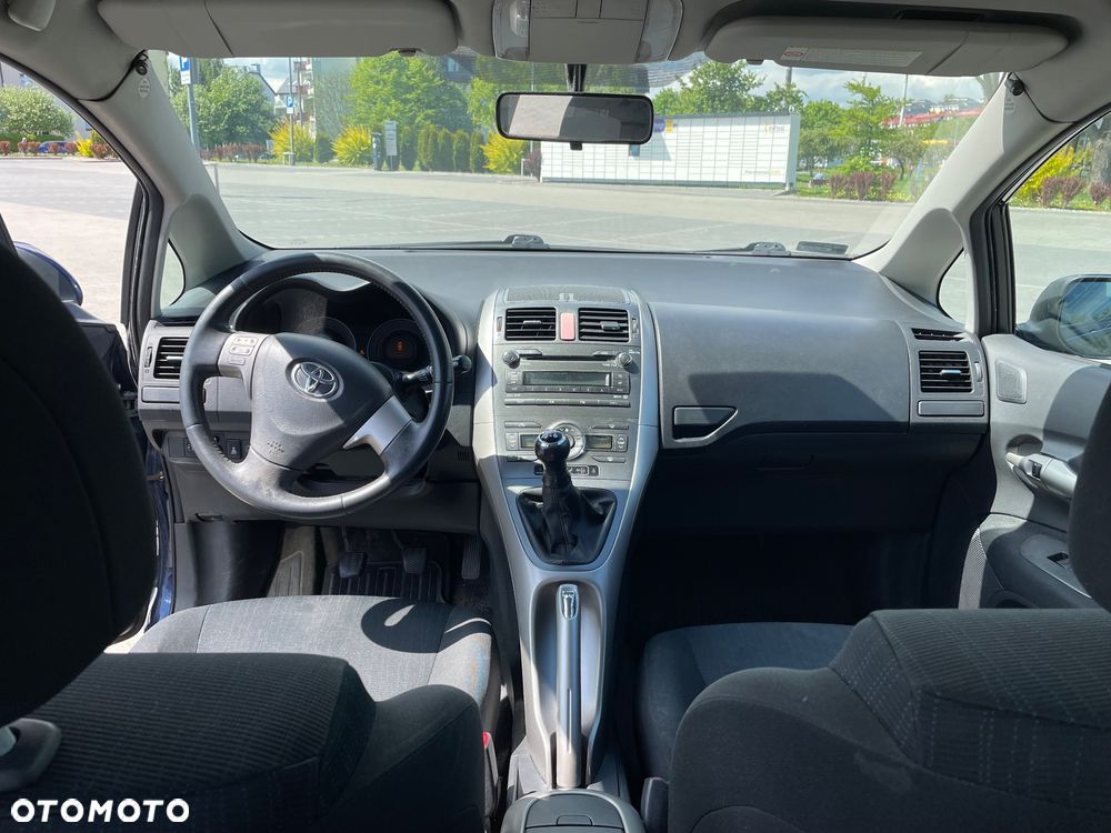 Toyota Auris 1.4 D-4D Luna - 8