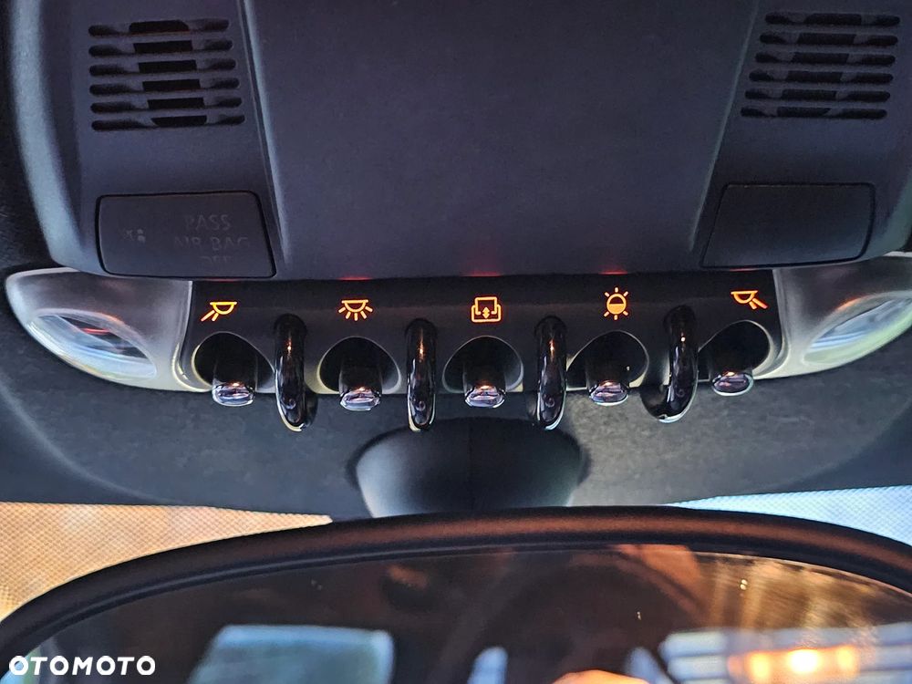 MINI Countryman - 32