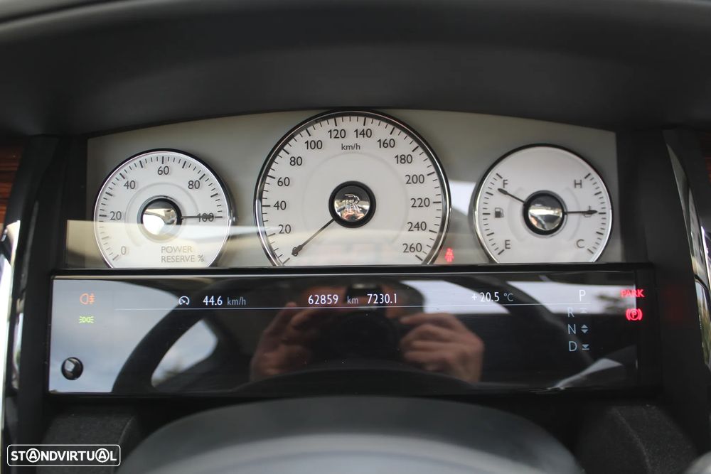 Rolls Royce Ghost - 22