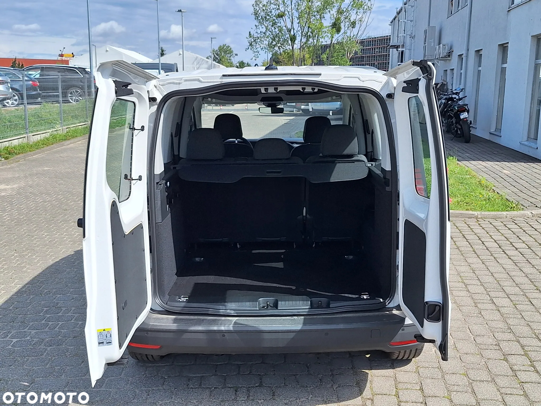 Volkswagen Caddy 2.0 TDI - 13