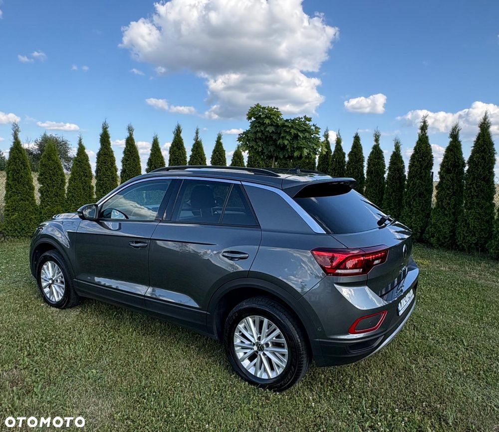 Volkswagen T-Roc - 4