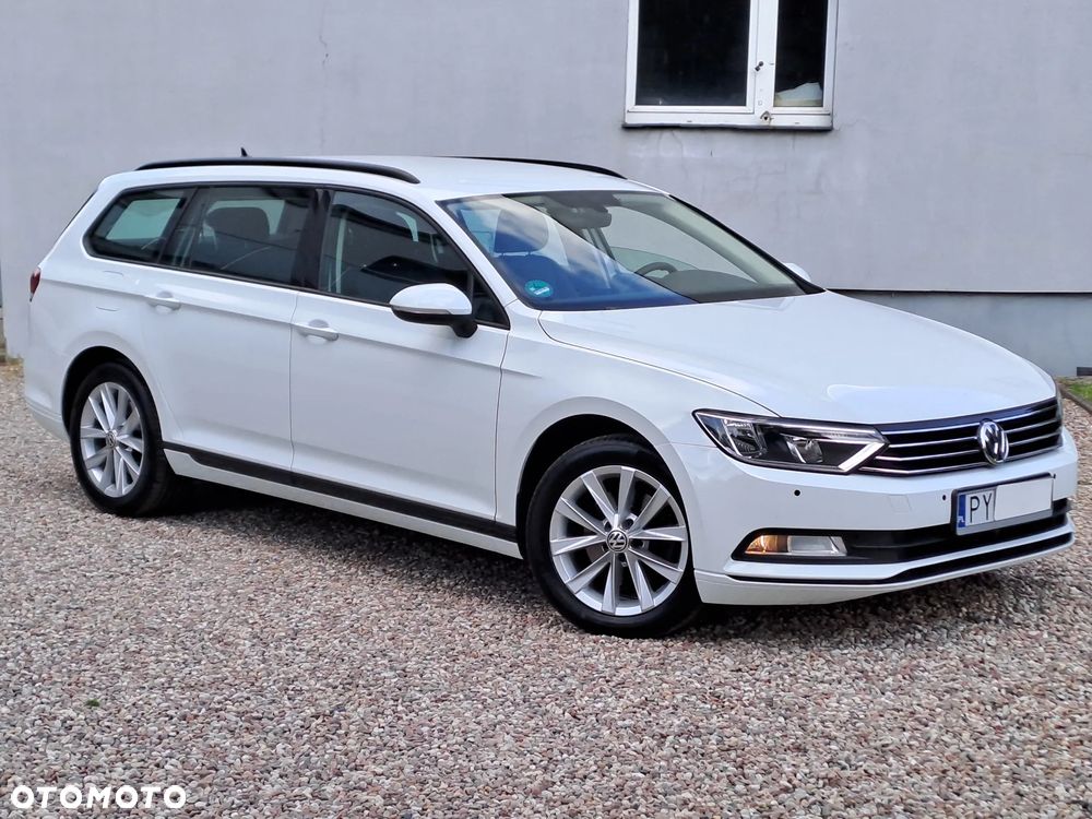 Volkswagen Passat - 2