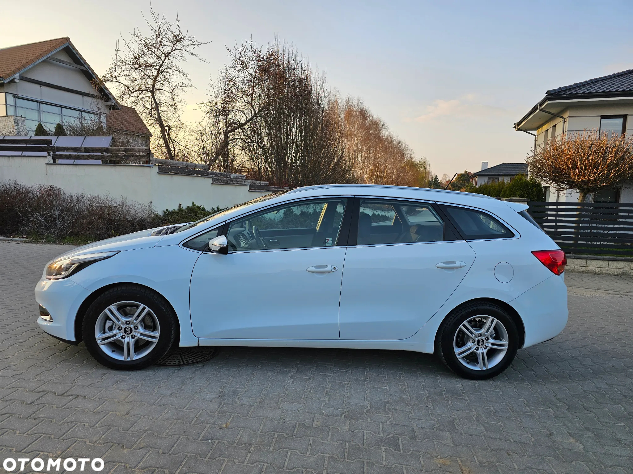 Kia Ceed 1.6 GDI Fifa World Cup Edition - 13