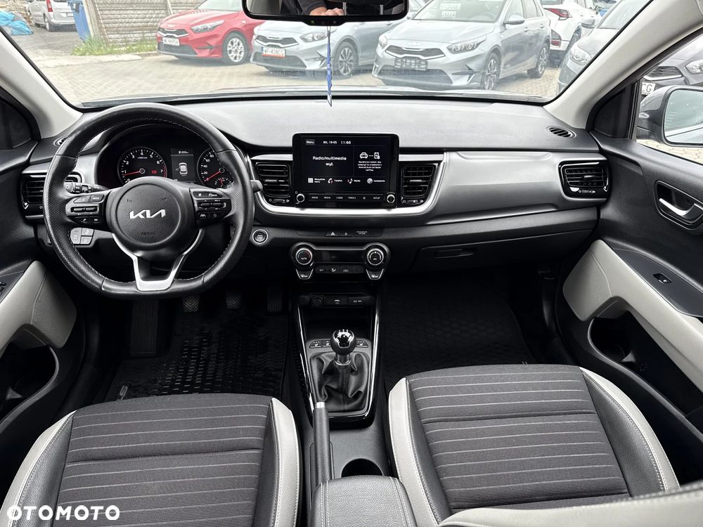 Kia Stonic 1.2 L Business Line - 26