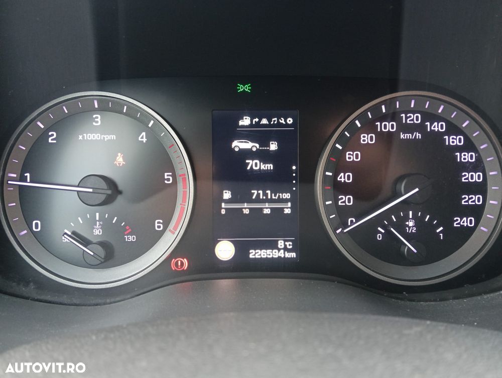 Hyundai Tucson blue 1.7 CRDi 2WD Style - 18