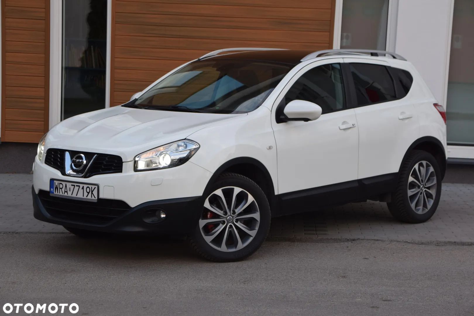Nissan Qashqai 1.6 DCi 4x4 Tekna - 1