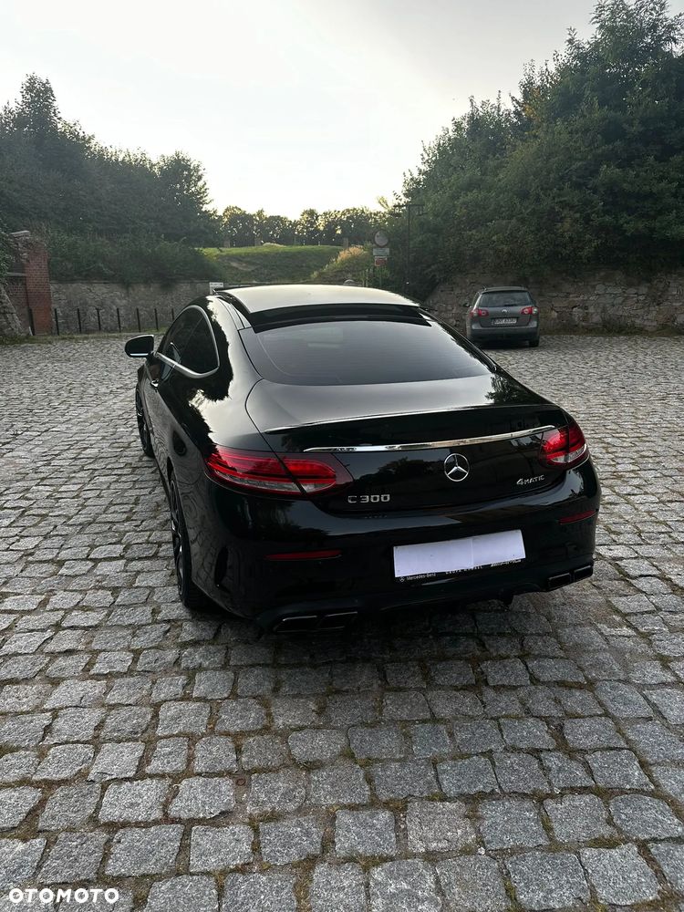 Mercedes-Benz Klasa C 300 4MATIC 9G-TRONIC - 6