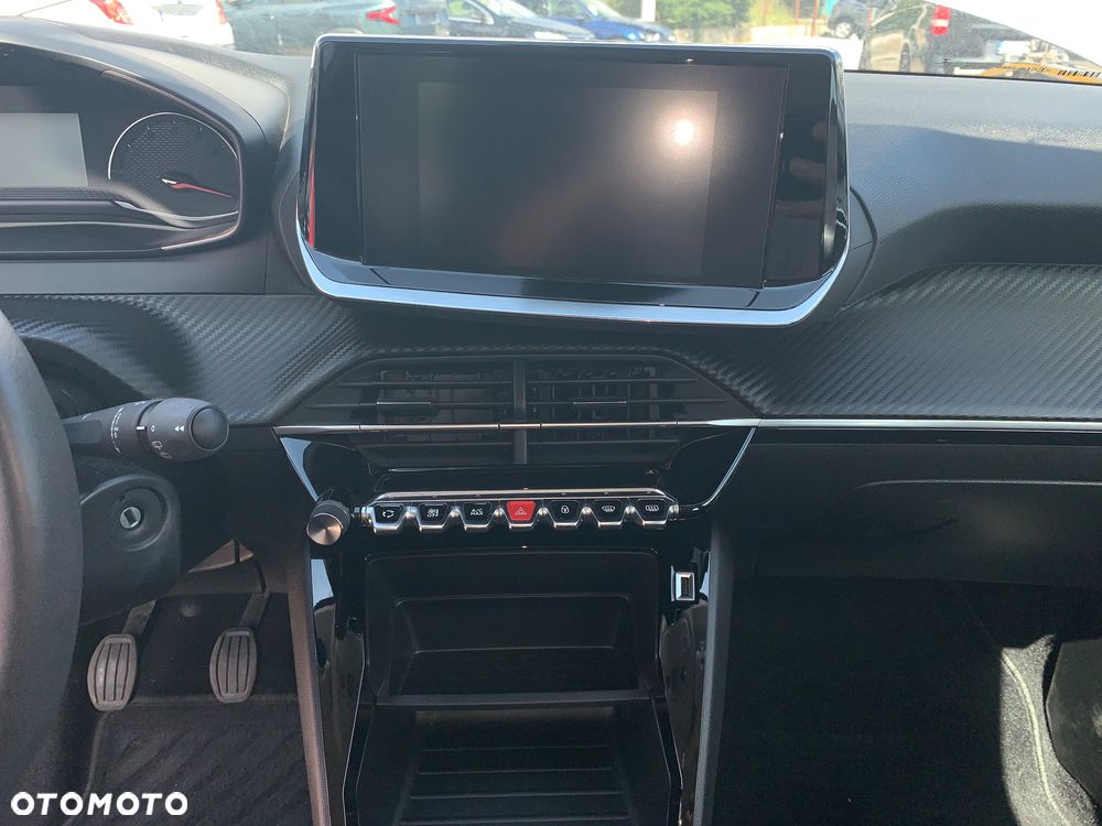 Peugeot 208 PureTech 75 Allure Pack - 23