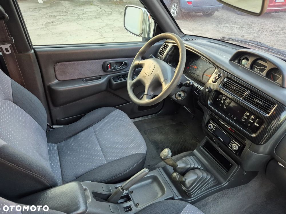 Mitsubishi L200 - 14