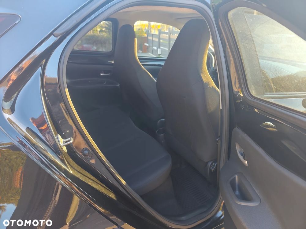 Toyota Aygo X S-CVT Air Prestige - 23