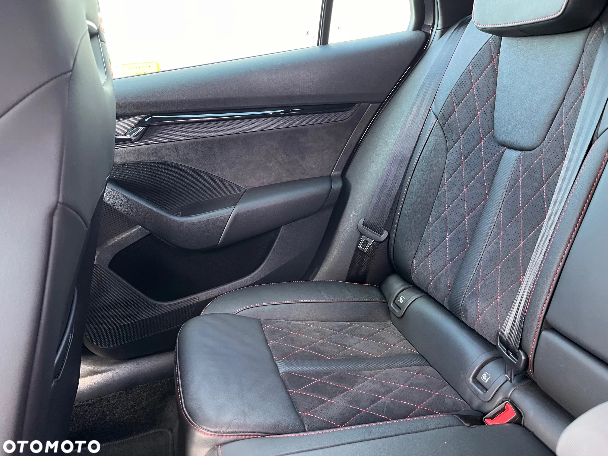 Skoda Octavia 2.0 TDI 4x4 RS DSG - 10