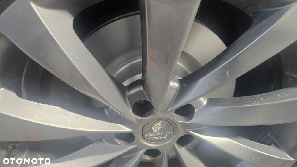 Tesla Model X Long Range - 26