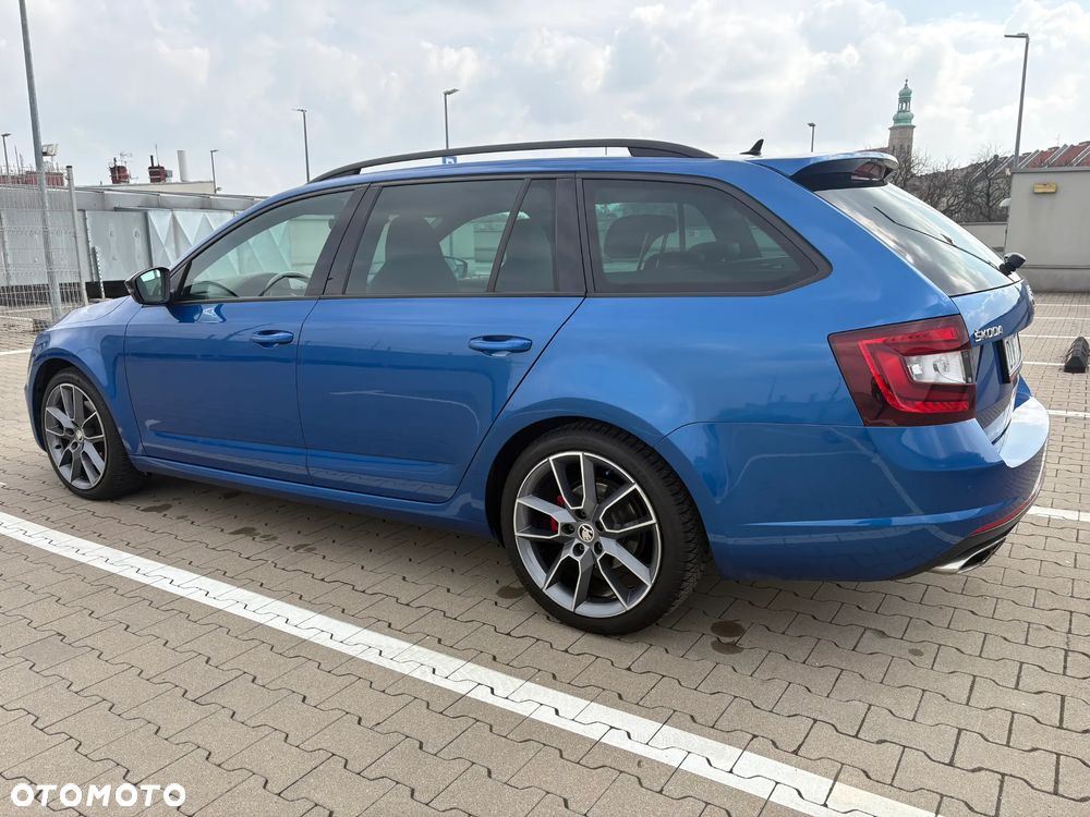 Skoda Octavia 2.0 TDI DSG RS - 7