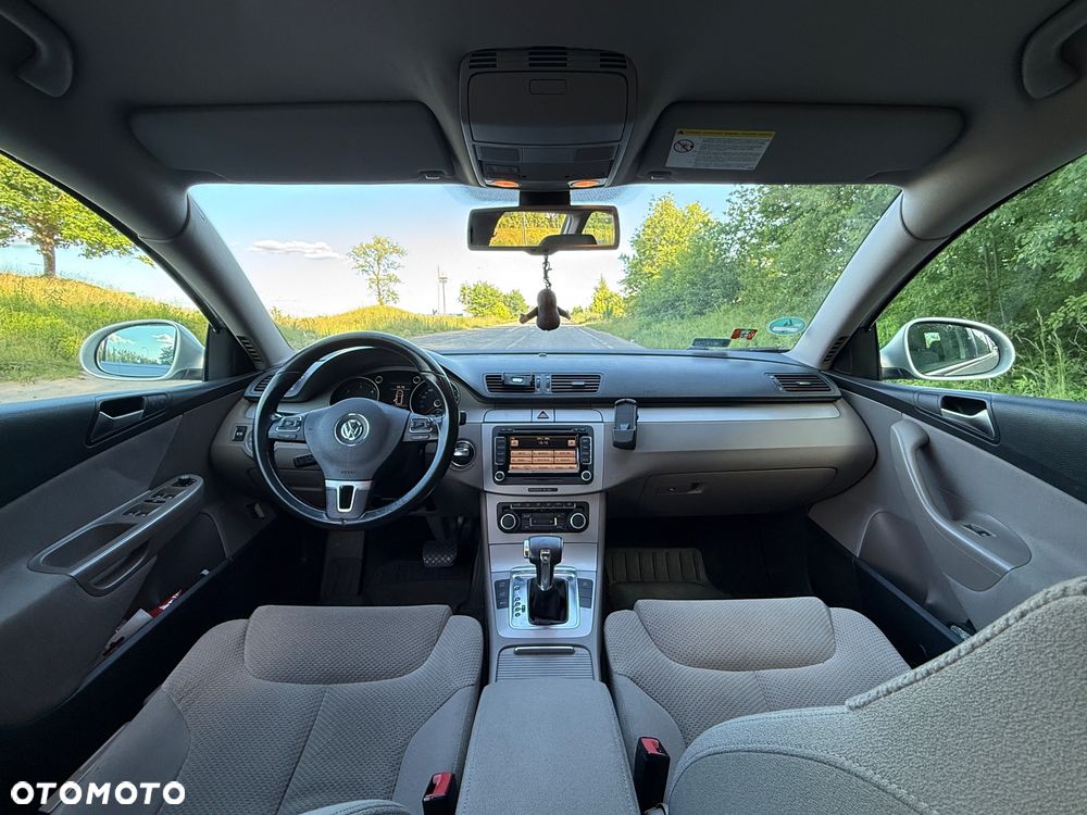 Volkswagen Passat 2.0 TDI DPF Comfortline DSG - 14