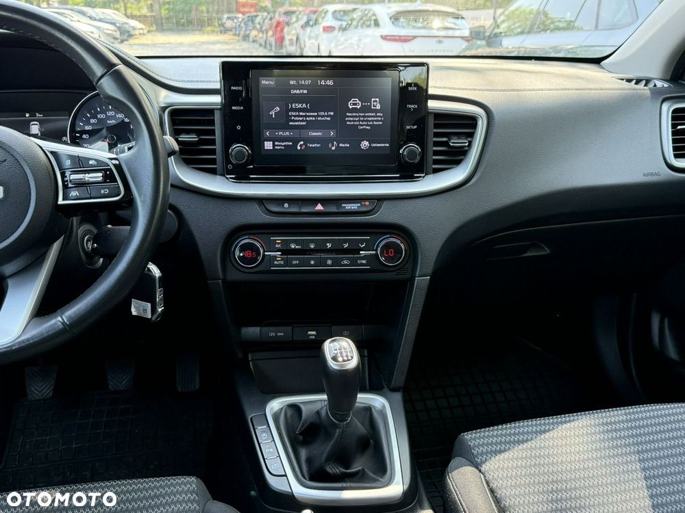Kia Ceed - 21