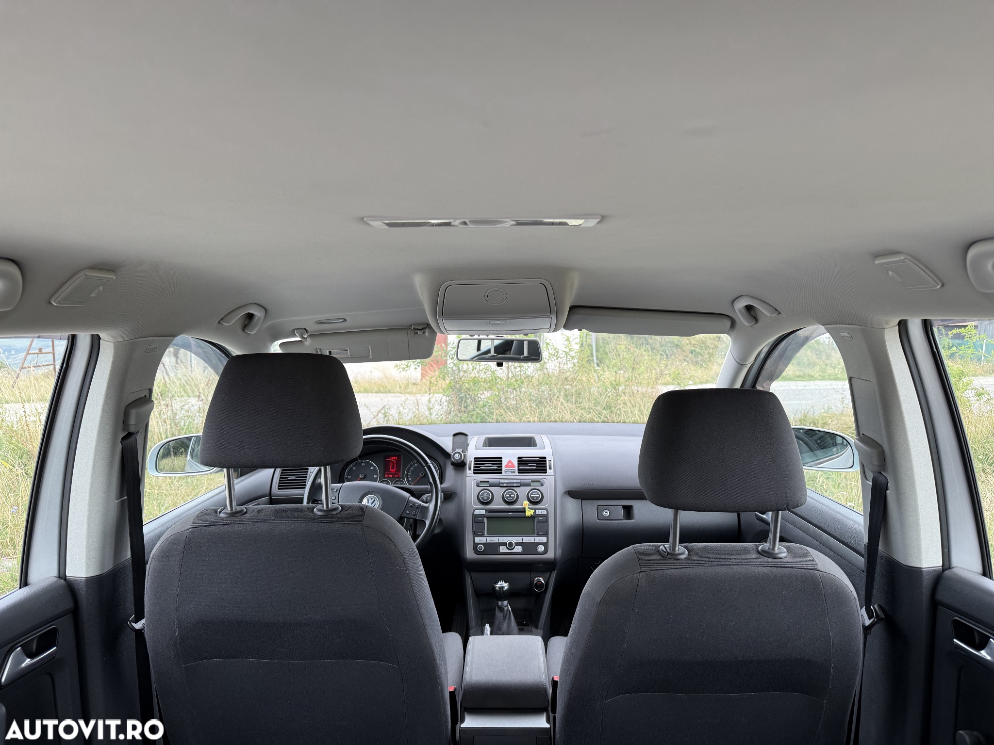 Volkswagen Touran 1.9 TDI Conceptline - 5
