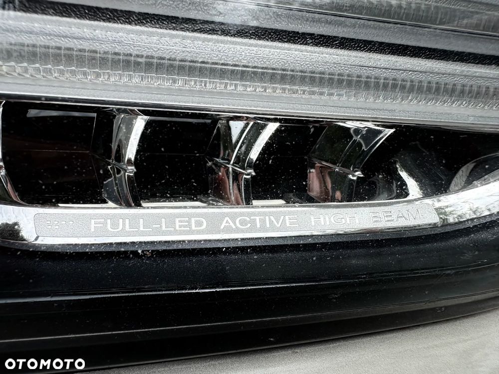 Volvo S90 D4 Momentum - 18