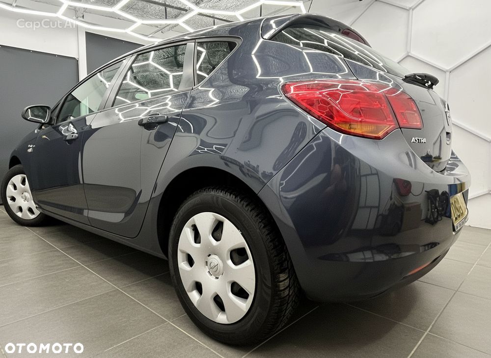 Opel Astra - 15