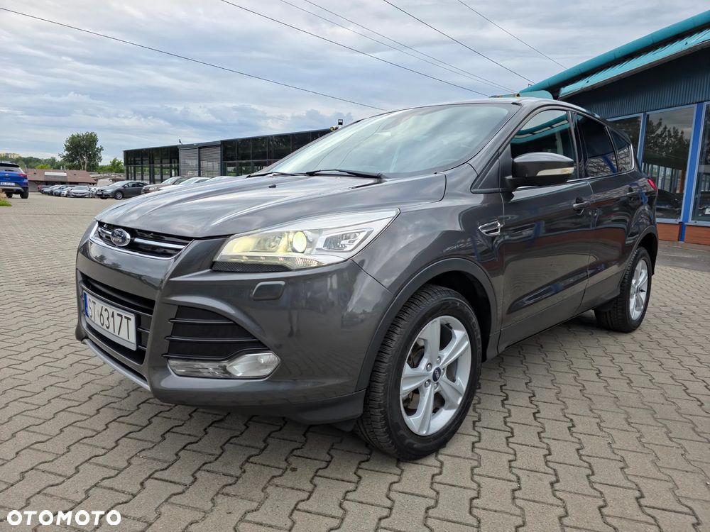 Ford Kuga 2.0 TDCi 2x4 Titanium - 17