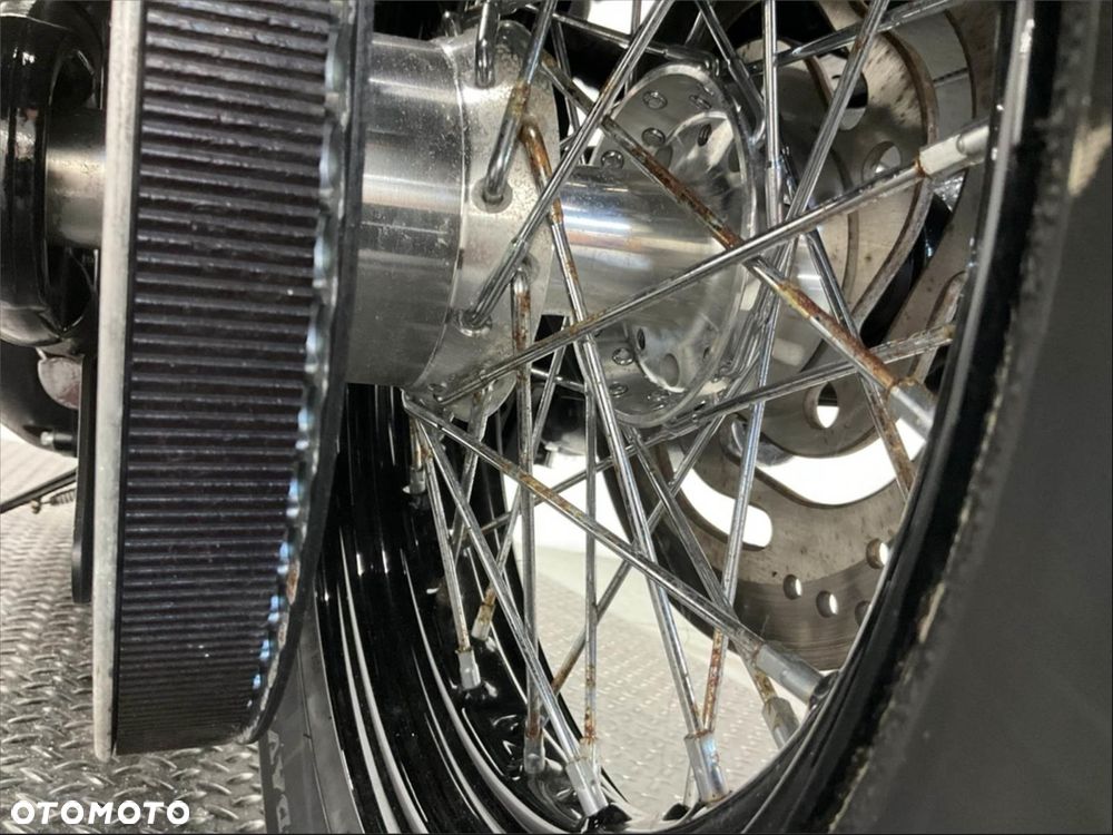 Harley-Davidson Softail Heritage Classic - 18