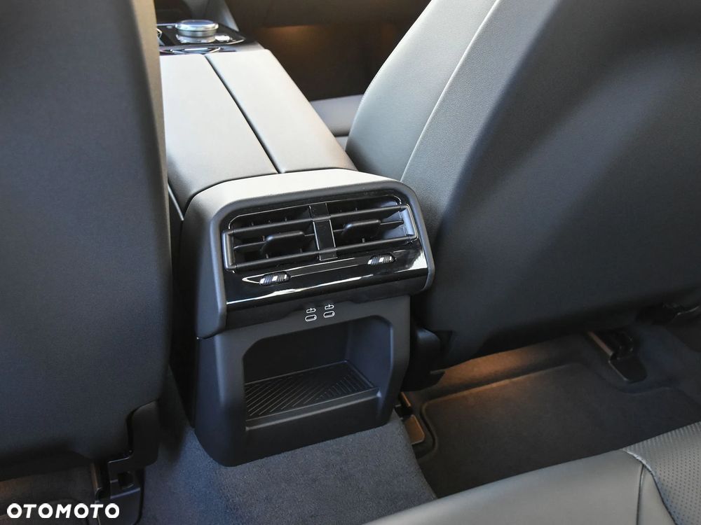 BMW Seria 5 520d xDrive - 18