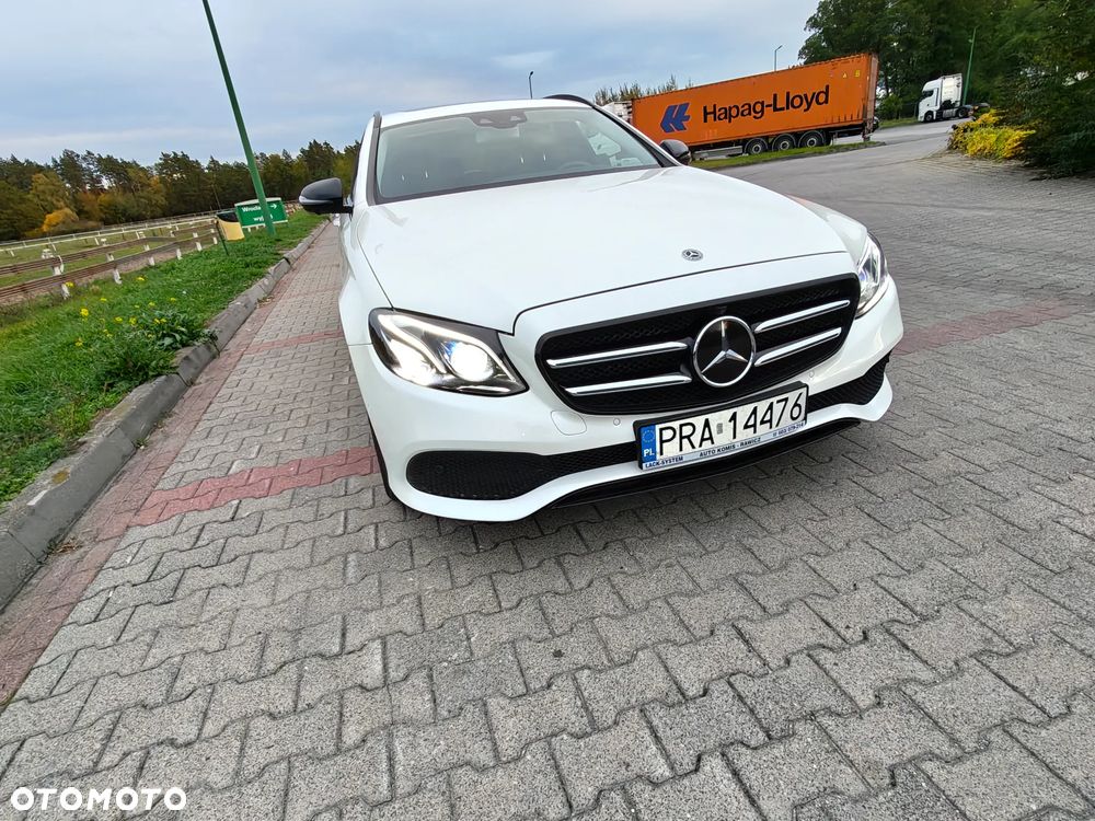 Mercedes-Benz Klasa E 300 d 9G-TRONIC - 27