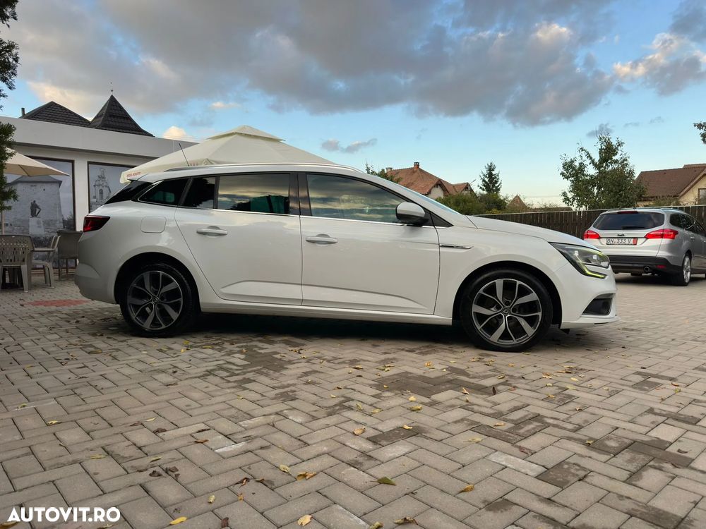 Renault Megane ENERGY dCi 130 BOSE EDITION - 12