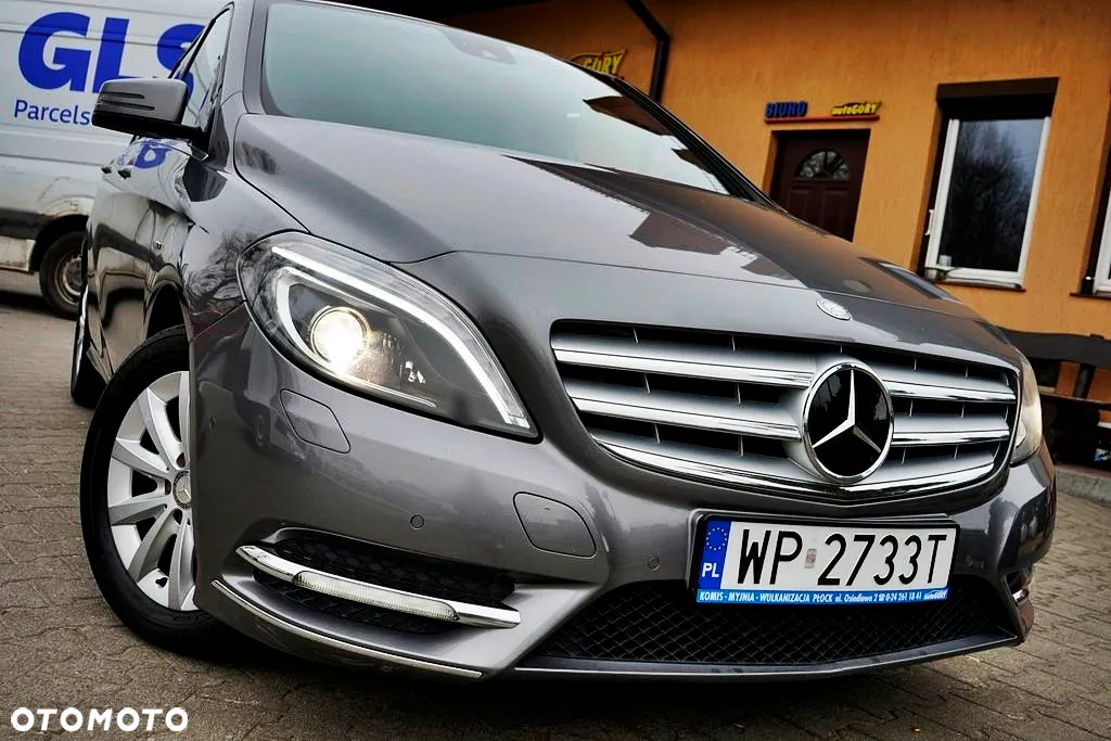 Mercedes-Benz Klasa B 180 CDI (BlueEFFICIENCY) - 2