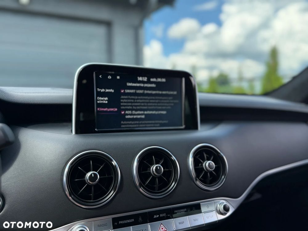 Kia Stinger 2.0 T-GDI GT Line - 36