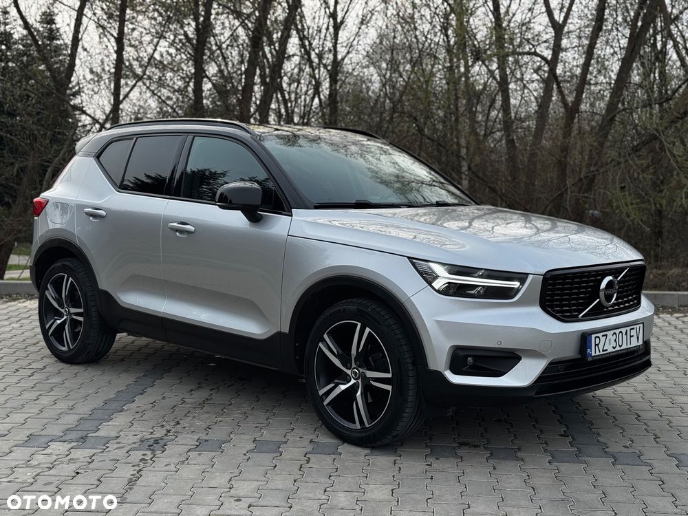 Volvo XC 40 D3 SCR R-Design - 2