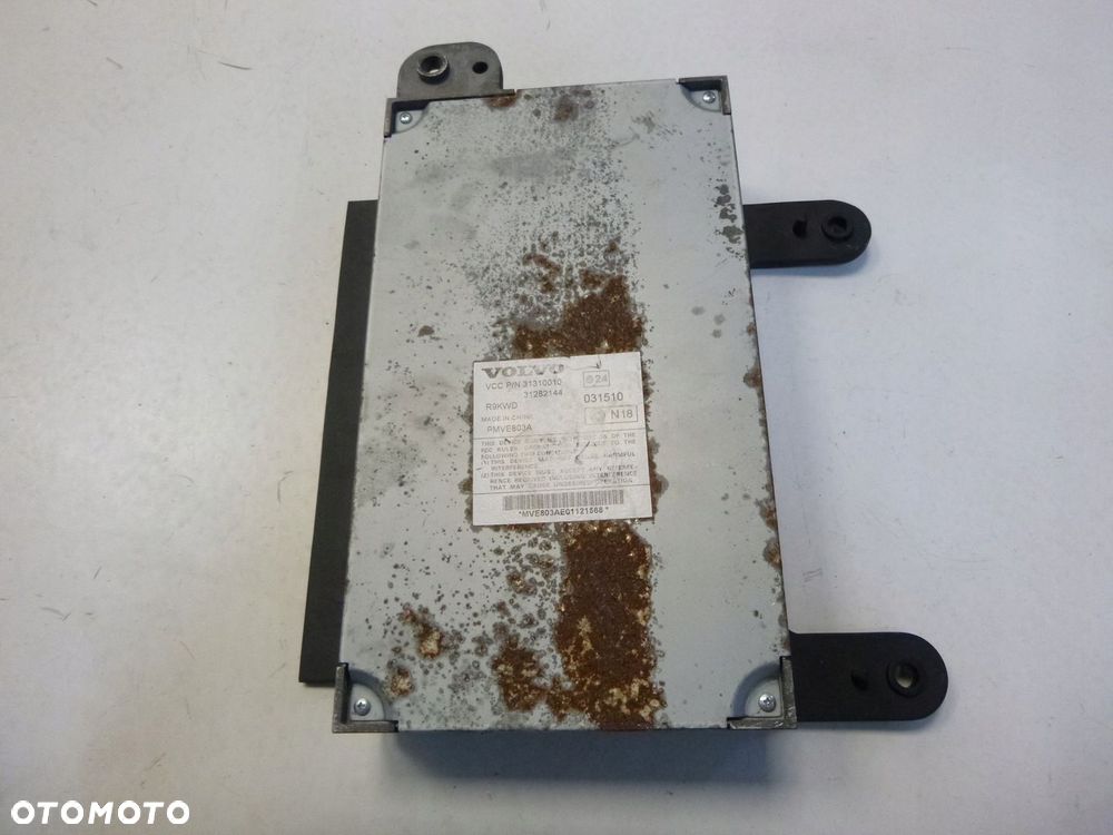 VOLVO XC70 III WZMACNIACZ RADIA AUDIO 31310010 - 5