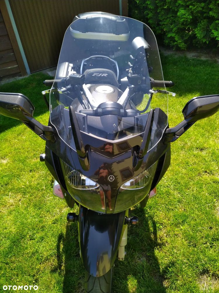 Yamaha FJR - 15