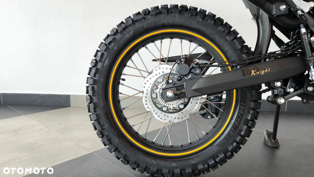 VOGE 300GY RALLY - 27