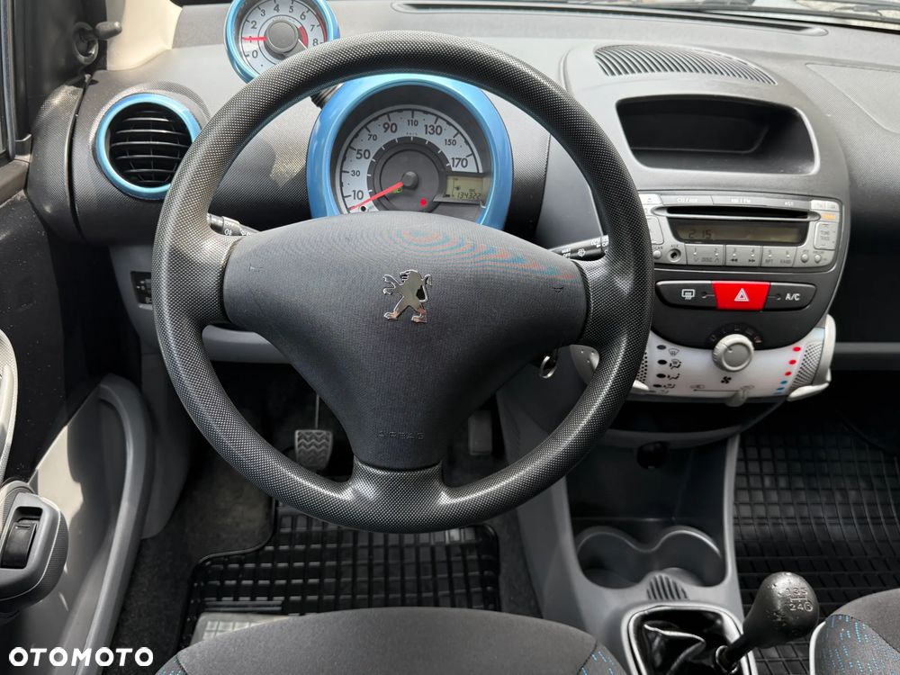 Peugeot 107 70 Petit Filou - 12
