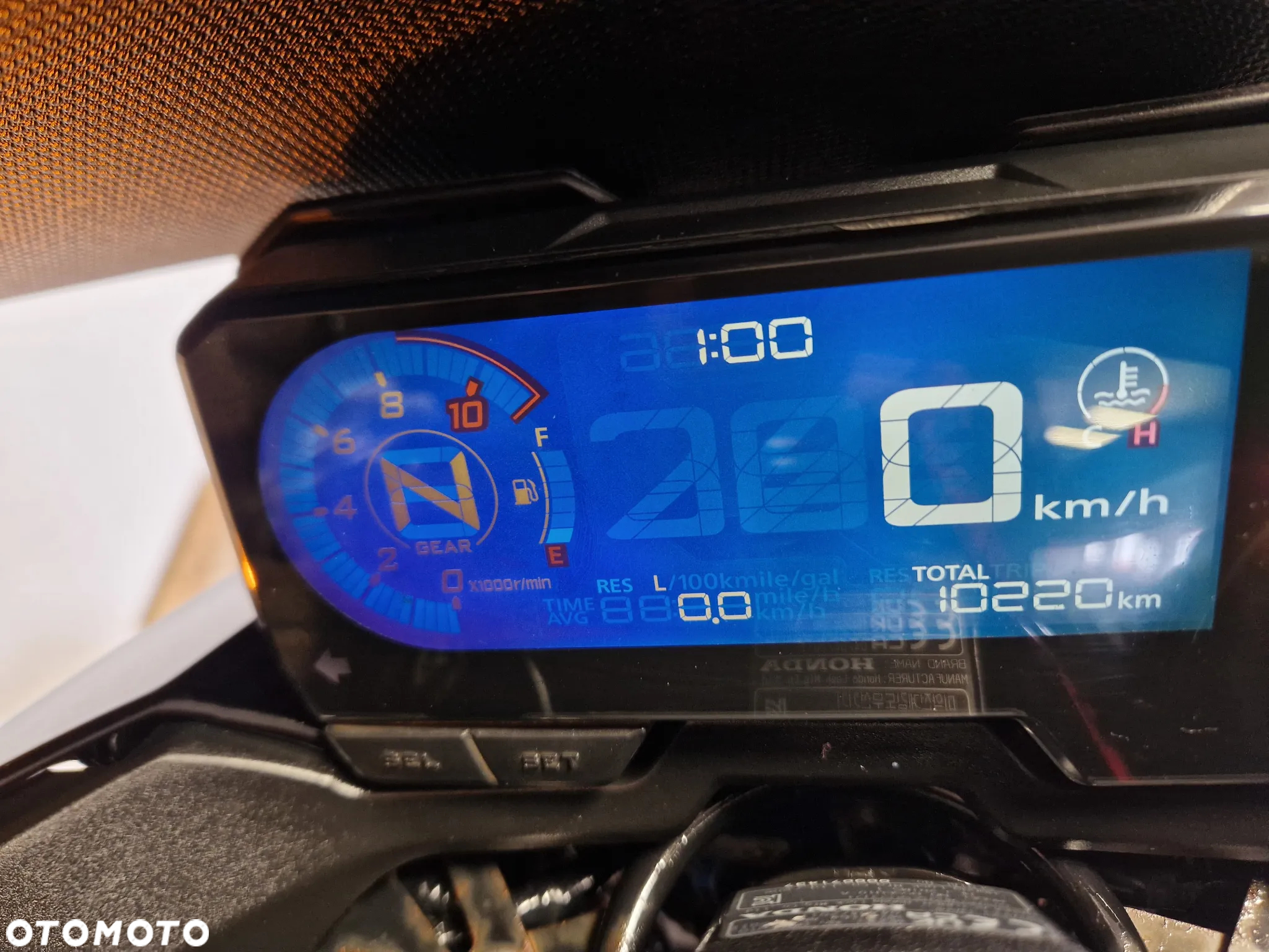 Honda CB - 8
